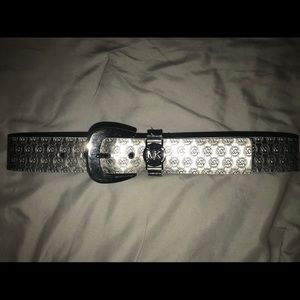 MK belt